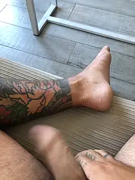 Snapshot of psilocibina22 chatting on 03-15-26, 12:11 psilocibina22 online show from 03-15-26, 12:11