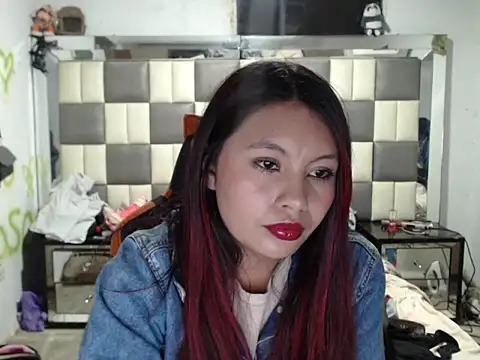 dulcecandy18 online show from 02-06-26, 03:44