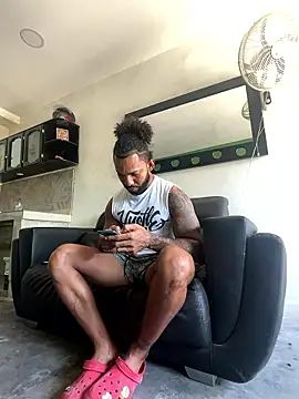 leon97hot online show from 01-07-26, 04:20