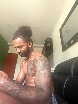 leon97hot online show from 01-08-26, 07:49