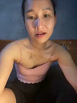 Snapshot of siorin_24 chatting on 05-08-26, 05:35 siorin 24 online show from 05-08-26, 05:35