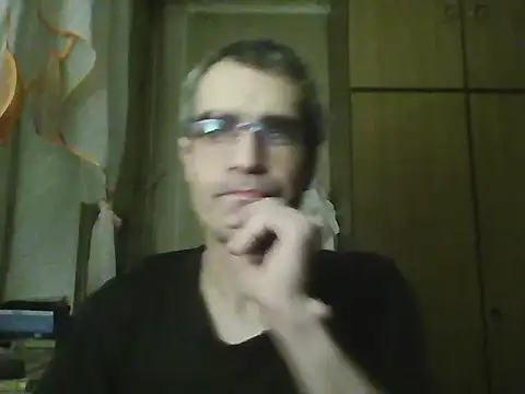 Snapshot of Gattuzoman85 chatting on 02-06-26, 10:46 Gattuzoman85 online show from 02-06-26, 10:46