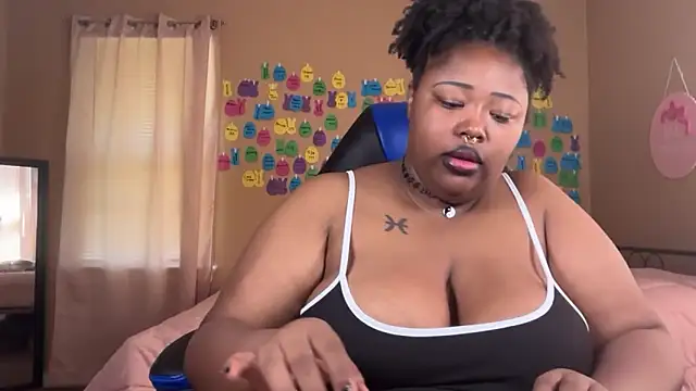Chocolatebunnyxx96 online show from 06-21-26, 03:47