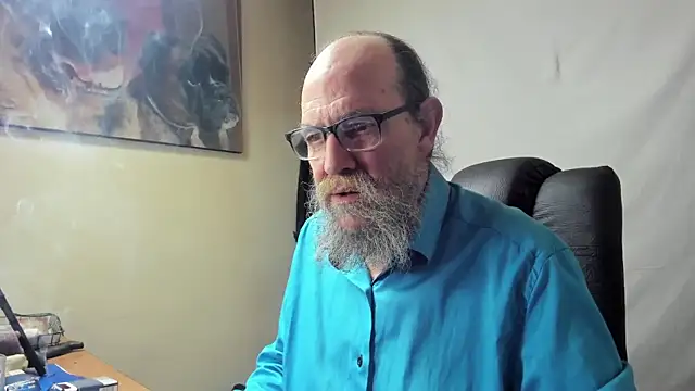 Uncle Hottie online show from 01-16-26, 03:38