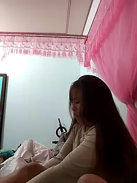 Snapshot of Sexy-girl123 chatting on 02-13-26, 12:34 Sexy-girl123 online show from 02-13-26, 12:34