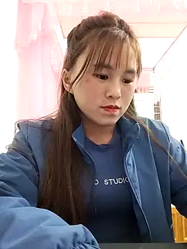 Snapshot of Sexy-girl123 chatting on 03-06-26, 08:33 Sexy-girl123 online show from 03-06-26, 08:33