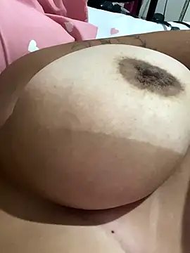 AnneM5 online show from 01-07-26, 05:21