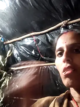 Snapshot of Bhavna8080 chatting on 02-10-26, 02:10 Bhavna8080 online show from 02-10-26, 02:10