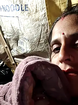 Snapshot of Bhavna8080 chatting on 02-12-26, 04:35 Bhavna8080 online show from 02-12-26, 04:35