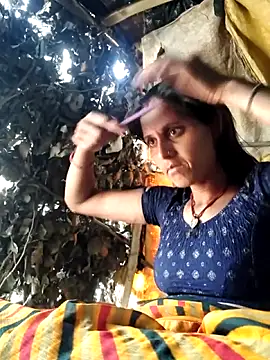 Snapshot of Bhavna8080 chatting on 02-13-26, 05:58 Bhavna8080 online show from 02-13-26, 05:58