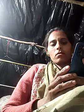 Snapshot of Bhavna8080 chatting on 02-16-26, 03:30 Bhavna8080 online show from 02-16-26, 03:30