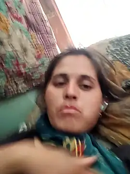 Snapshot of Bhavna8080 chatting on 06-11-26, 03:37 Bhavna8080 online show from 06-11-26, 03:37