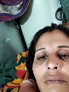 Snapshot of Bhavna8080 chatting on 06-21-26, 05:21 Bhavna8080 online show from 06-21-26, 05:21