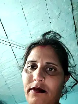 Snapshot of Bhavna8080 chatting on 06-23-26, 07:45 Bhavna8080 online show from 06-23-26, 07:45