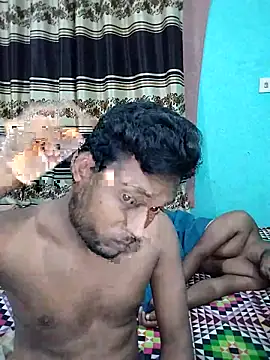 Snapshot of soft_couple778 chatting on 05-05-26, 10:40 soft couple778 online show from 05-05-26, 10:40