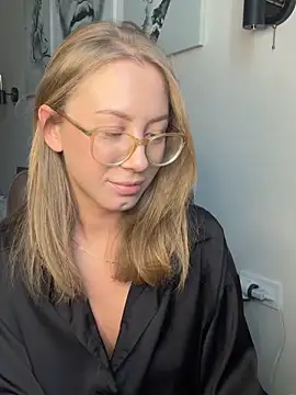  air kiss  online show from 01-19-26, 01:37