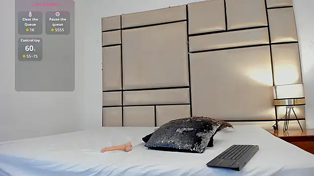 alejandra loppez online show from 03-04-26, 07:53