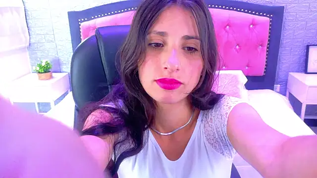 Nicolleth tk online show from 01-07-26, 07:38