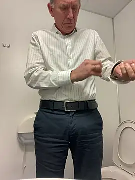 Pierre4tjyxx online show from 02-05-26, 04:33