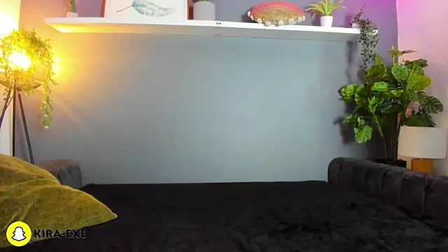 Kira Exe  online show from 05-01-26, 11:37