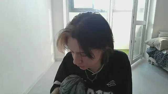 LxayBloom online show from 05-09-26, 02:28