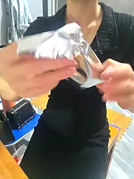 Snapshot of moon_baby99 chatting on 03-21-26, 12:54 moon baby99 online show from 03-21-26, 12:54