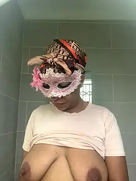 Snapshot of Creamy_bitchxxx chatting on 01-09-26, 03:04 Creamy bitchxxx online show from 01-09-26, 03:04