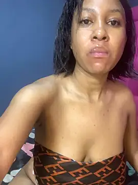 Snapshot of Creamy_bitchxxx chatting on 02-06-26, 01:43 Creamy bitchxxx online show from 02-06-26, 01:43