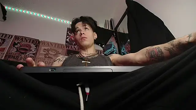 Anhony Muscle online show from 02-06-26, 07:39