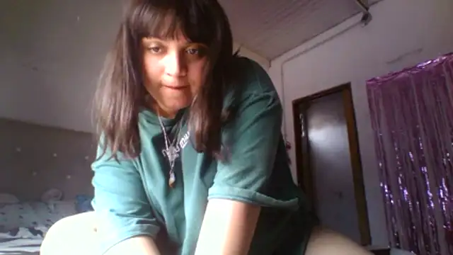 Snapshot of dulce_marrr chatting on 04-25-26, 05:21 dulce marrr online show from 04-25-26, 05:21