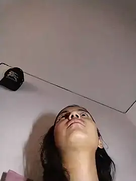 cinthia2011 online show from 03-27-26, 09:25