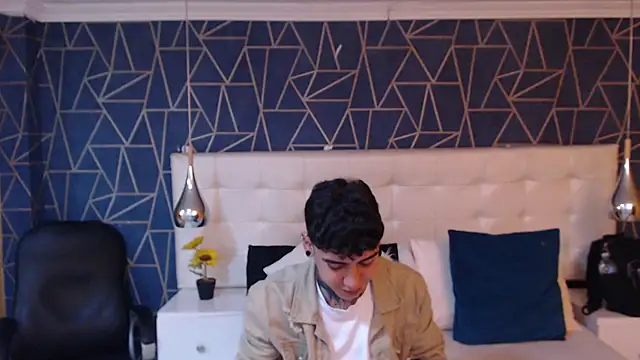 MarkOlsenn online show from 02-01-26, 07:12