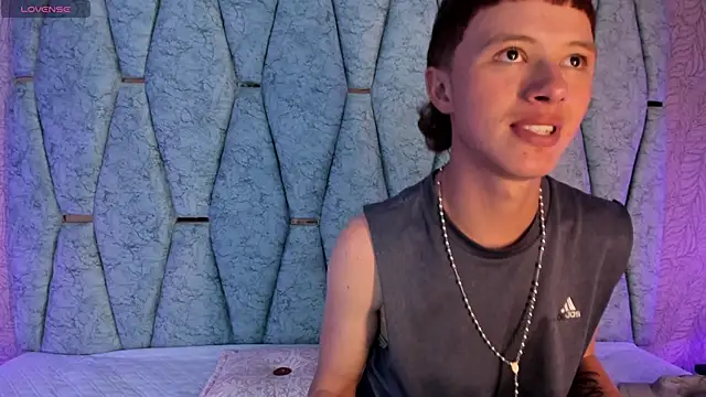 Genesis And Jack  online show from 02-07-26, 02:59