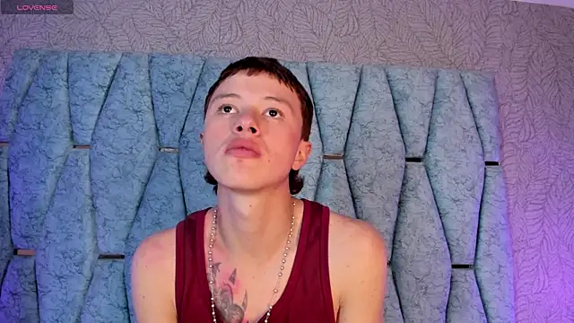 Genesis And Jack  online show from 02-10-26, 02:59