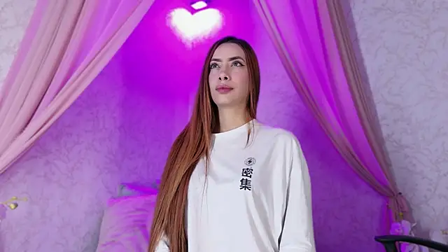 LolaGray   online show from 06-02-26, 07:16