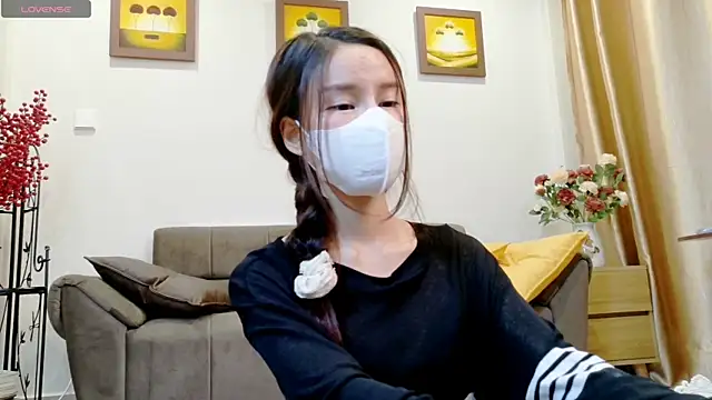 Snapshot of Fiona_y chatting on 03-12-26, 08:42 Fiona y online show from 03-12-26, 08:42