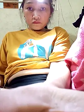 yumyum112 online show from 03-18-26, 01:58