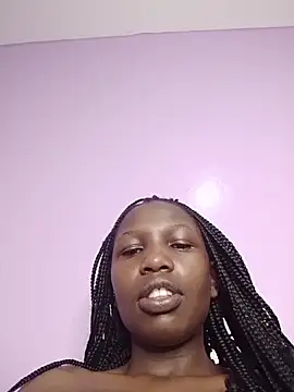 Snapshot of sweet_kendell chatting on 05-26-26, 12:12 sweet kendell online show from 05-26-26, 12:12