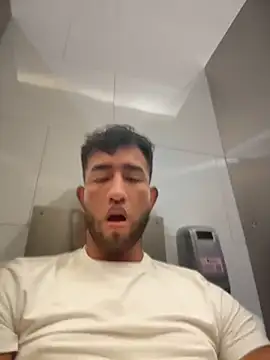 liam bronw online show from 05-06-26, 05:07