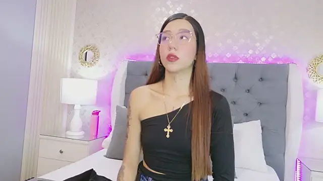 VioletFroost online show from 03-11-26, 07:20