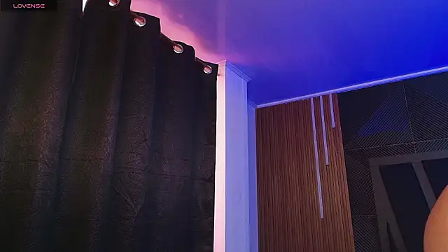 Snapshot of lorenzo_walker_1 chatting on 03-14-26, 05:18 lorenzo walker 1 online show from 03-14-26, 05:18