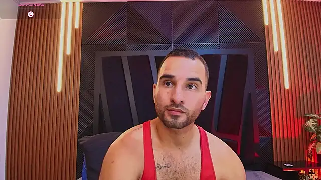 Snapshot of lorenzo_walker_1 chatting on 03-17-26, 05:27 lorenzo walker 1 online show from 03-17-26, 05:27