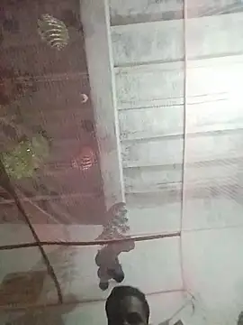 Snapshot of Hot_Riyajanu chatting on 02-13-26, 04:47 Hot Riyajanu online show from 02-13-26, 04:47