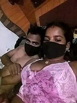Snapshot of Hot_Riyajanu chatting on 04-17-26, 08:06 Hot Riyajanu online show from 04-17-26, 08:06