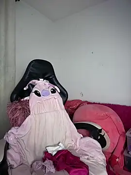 Stormi th online show from 01-19-26, 04:16