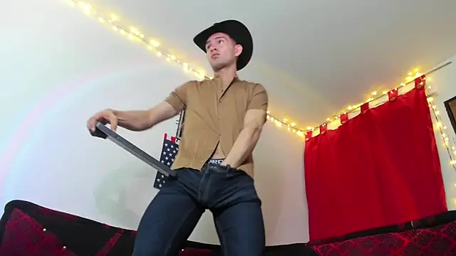 Snapshot of camilo_model chatting on 01-08-26, 08:22 camilo model online show from 01-08-26, 08:22