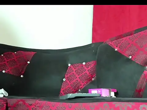 Snapshot of camilo_model chatting on 01-18-26, 12:42 camilo model online show from 01-18-26, 12:42