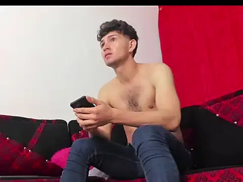 Snapshot of camilo_model chatting on 01-19-26, 02:26 camilo model online show from 01-19-26, 02:26