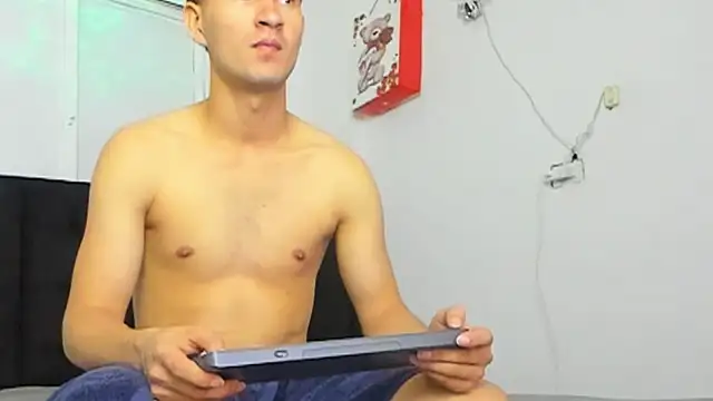 camilo model online show from 05-03-26, 01:33