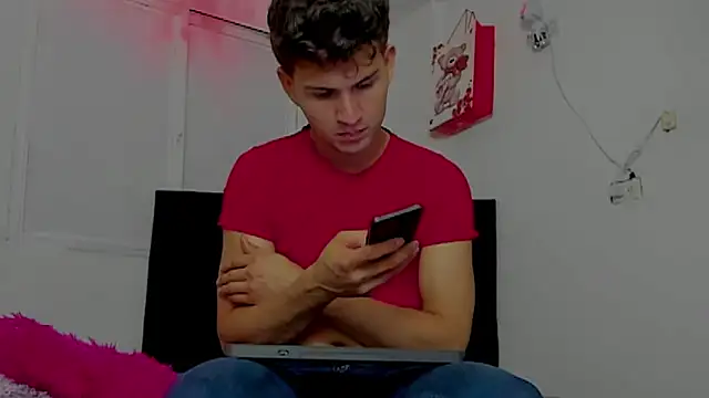 camilo model online show from 05-06-26, 03:57